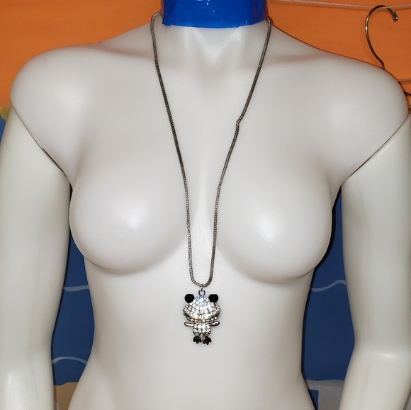 4 beautiful Necklaces - Picture 2 of 16